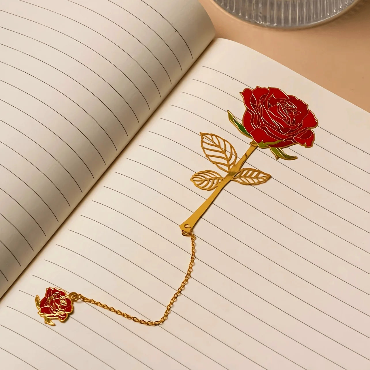 1 Piece of Exquisite Metal Rose Bookmark, Light Luxury Design Hollowed Out Bookmark, Perfect Gift for Teachers Oasis Select