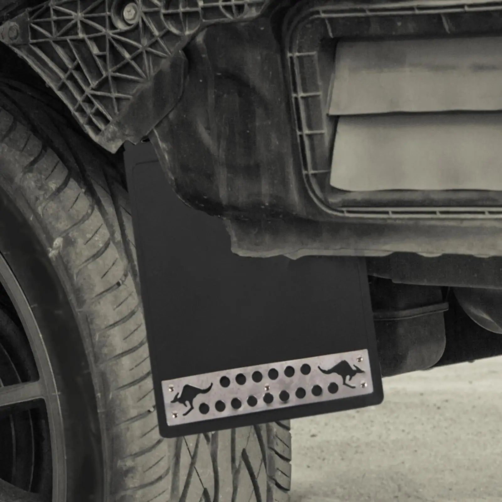 2-Piece Car Mudguard Mud Flaps Heat-Resistant Car Splash Guards Trucks Mud Guards Waterproof Rear Mud Flaps Vehicle Protection Oasis Select