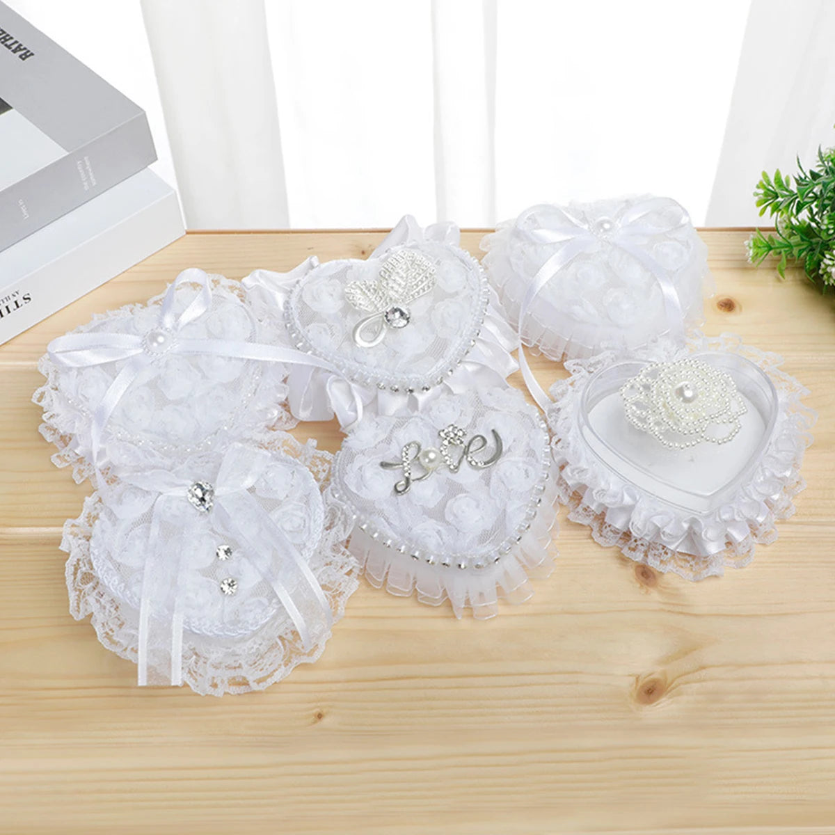 1pcs Love Heart Lace Wedding Flower Girl Clutch Ring Box Bridal Jewelry Exquisite Storage Ring Box Oasis Select