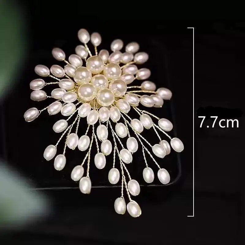 Creative Flower Brooch with Pearl Tassel, Alloy Corsage Pin, Versatile Accessory for Clothes, Backpacks and Scarves Oasis Select