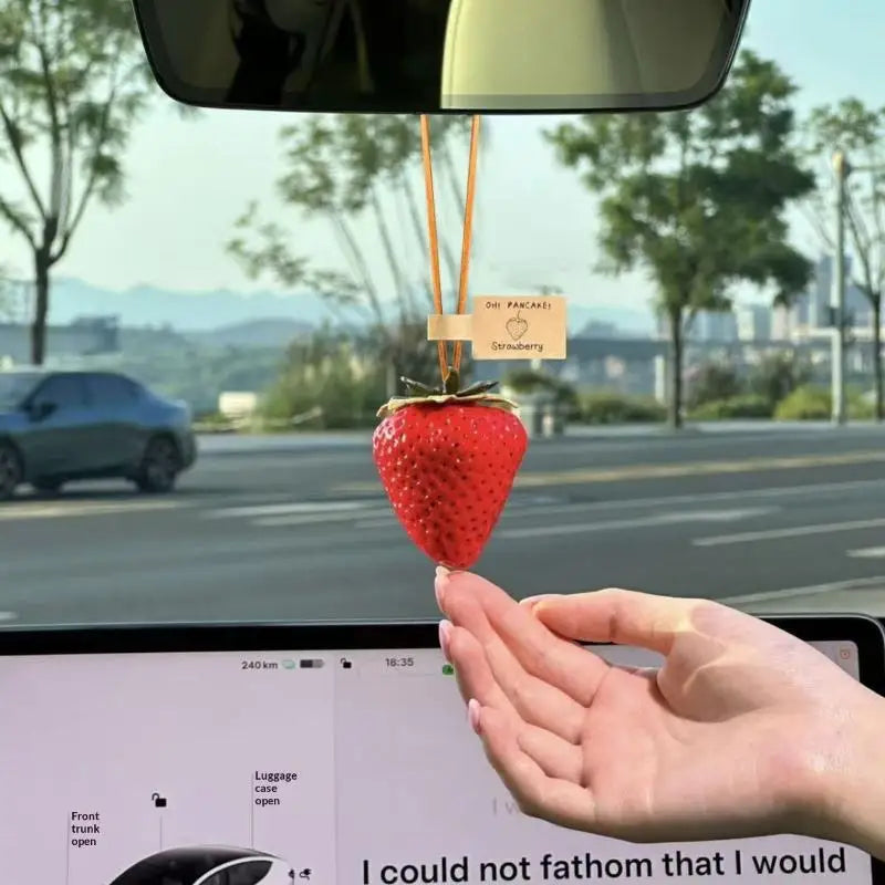 딸기백참 딸기 가방걸이 딸기 가방 참 백참 Strawberry bag charm 가방스트랩 딸기 참 colgantes de bolsos 가죽 백참 accessoires voiture femme fraise light charm Oasis Select A5