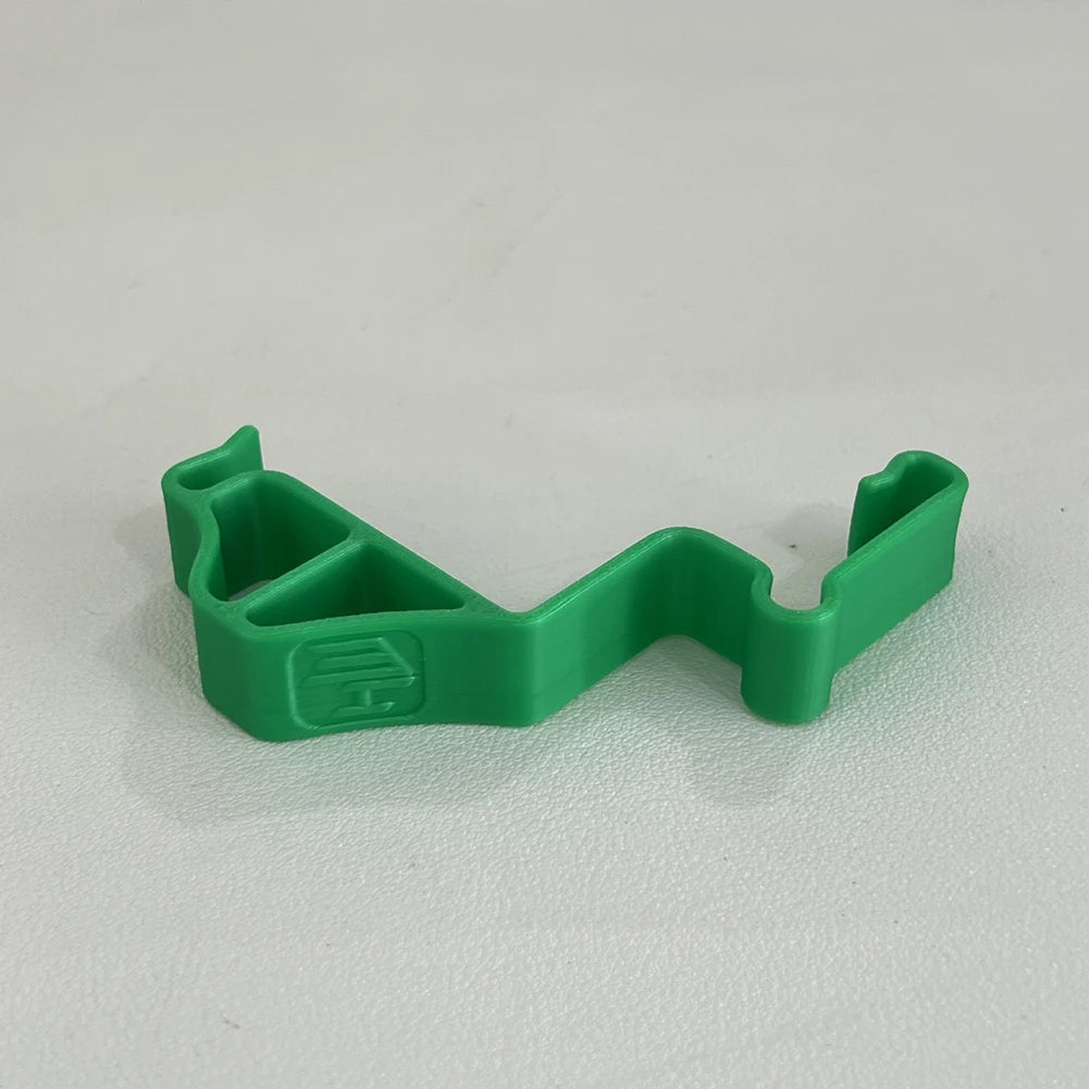 Trash Bin Ventilation Clip – Odor Control & Pest Prevention Bin Ventilation Clip Oasis Select