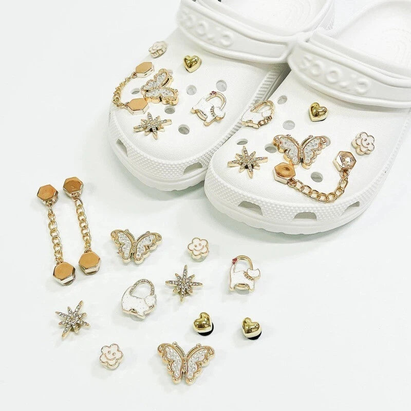 Fashionable shoe accessory set, made of metal, with a shoe chain clasp, removable, suitable for sandals and flip-flops. Oasis Select