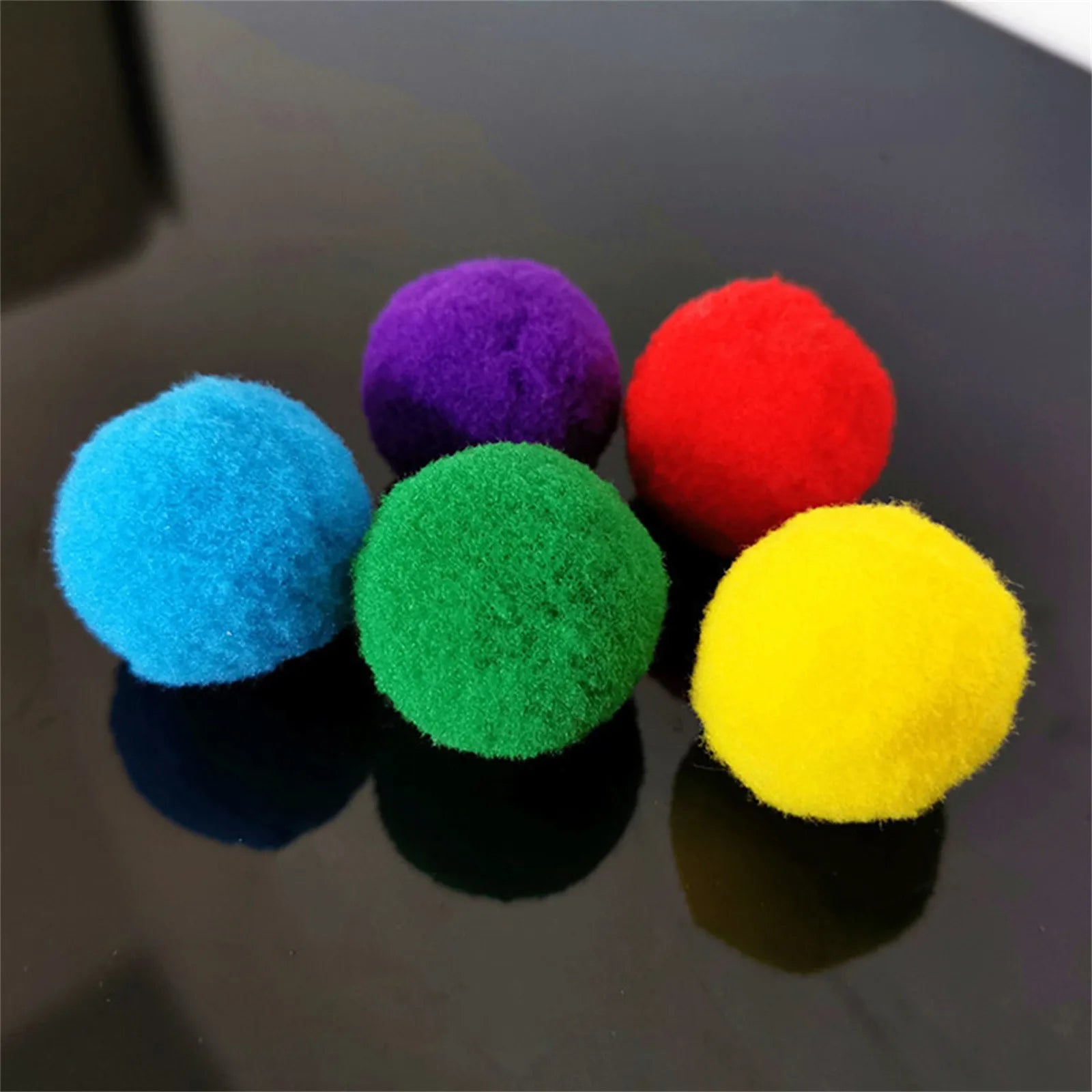 30Pcs 1.6"/4cm Cat Toy Balls Bulk Soft Kitten Pompon Toy Indoor Cats Interactive Play Training Toy Plush Balls Cats Favorite Toy Oasis Select