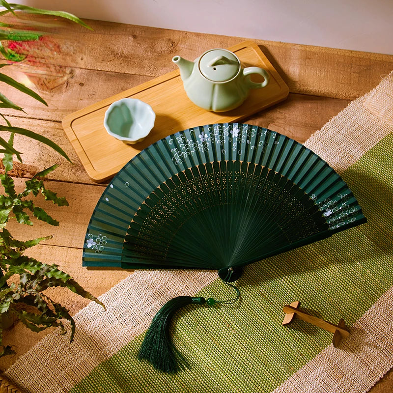 21cm Chinese style retro style green series Cherry Blossom gradient folding fan daily portable dance cheongsam fan Oasis Select