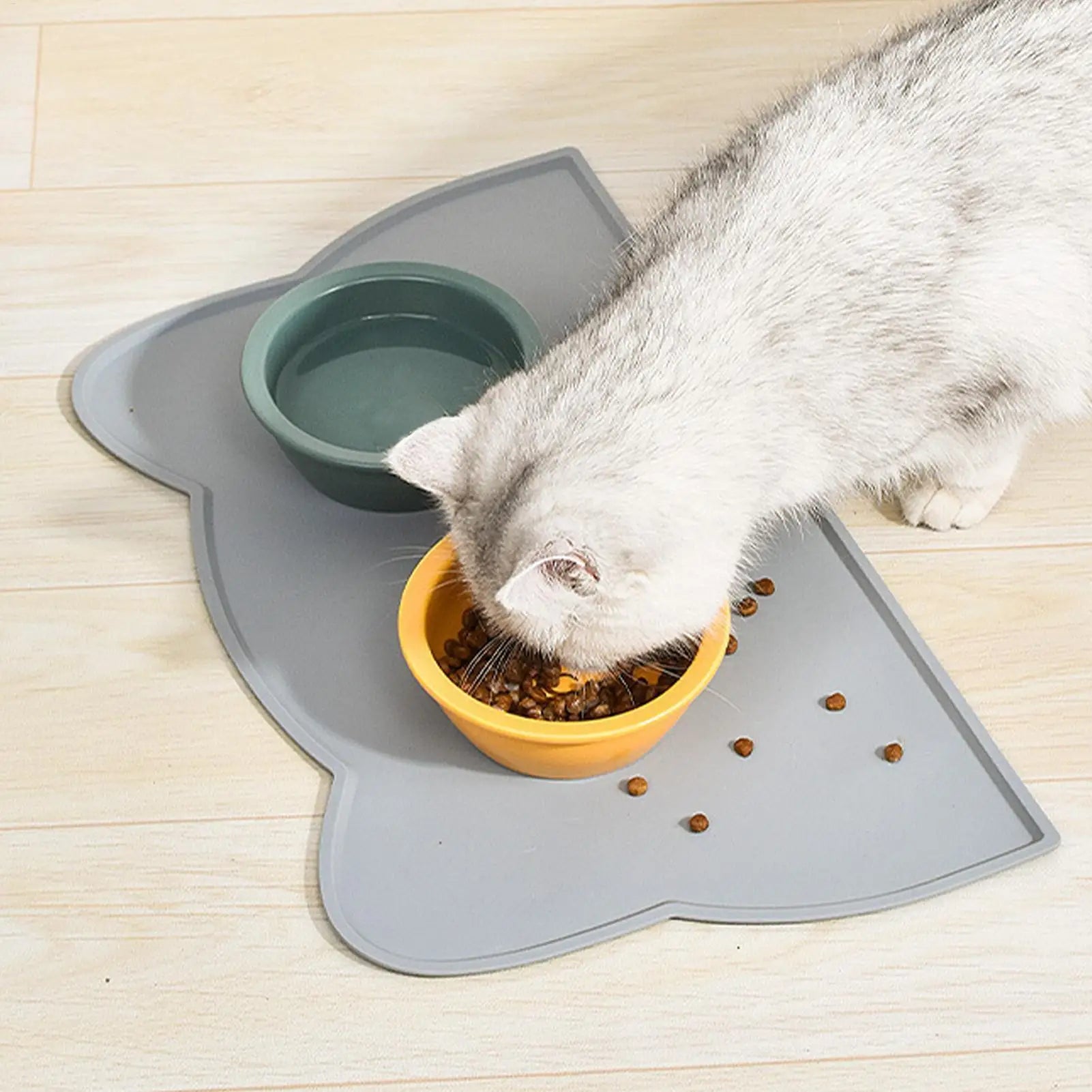 Silicone Pet Feeding Mat – Non-Slip Waterproof Dog & Cat Placemat