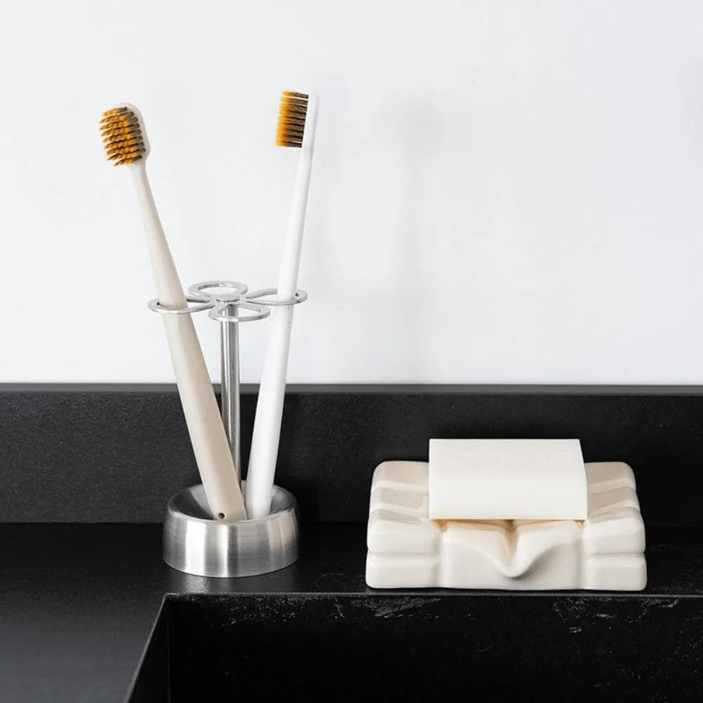 Creative Stainless Steel Toothbrush Holder Lucky Four-leaf Clover Toothbrush Holder Countertop Storage Rack Bathroom Accessories Oasis Select