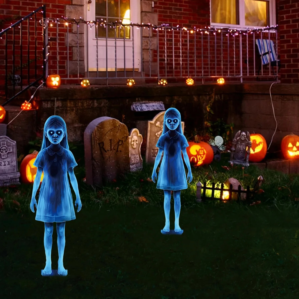 2pcs Halloween Metal Yard Signs: Twin Ghosts Garden Stake Outdoor for Yard, Patio, Garden and Party, Spooky Carnival Theme Oasis Select