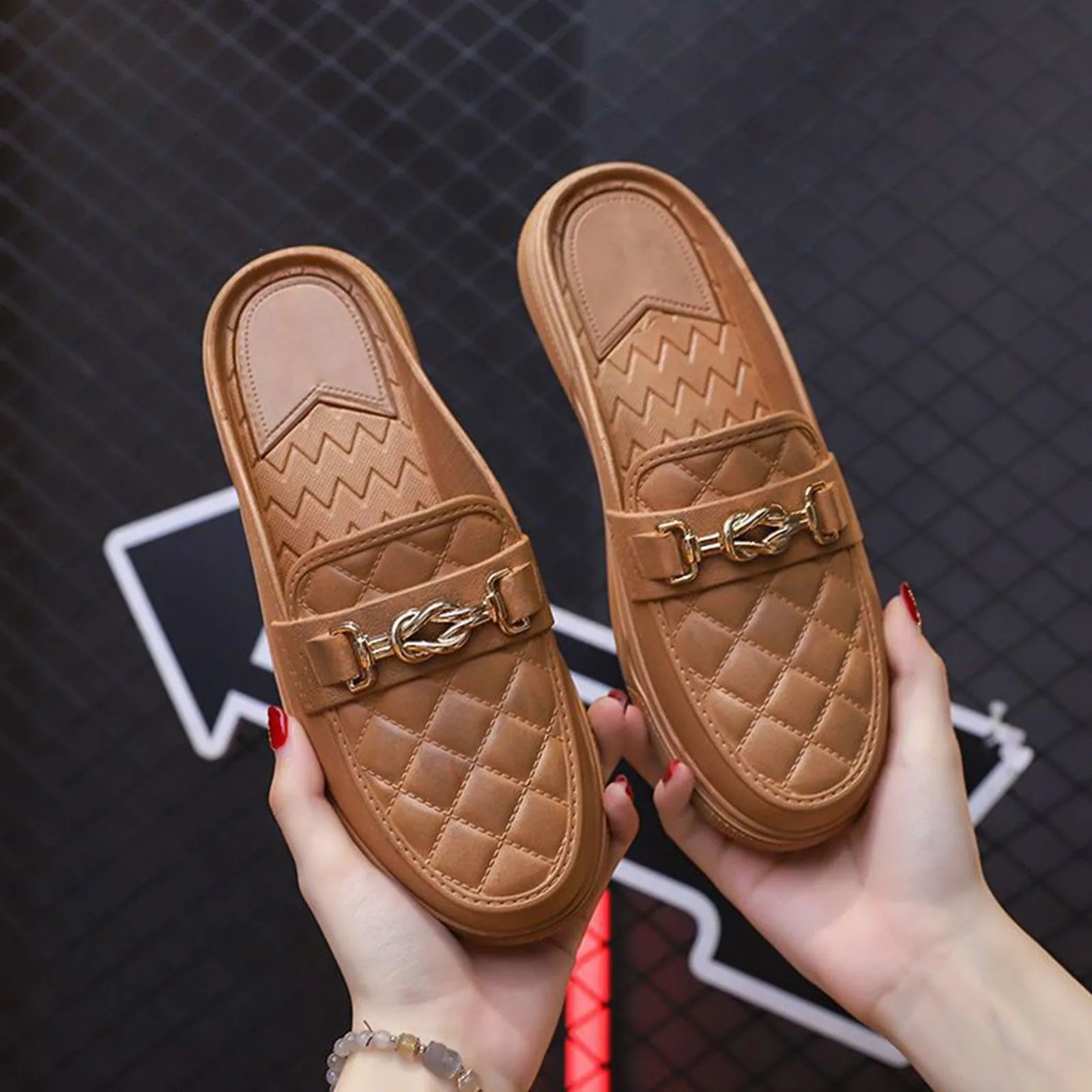 Summer New Style Women's Soft Bottom Anti-slip Versatile Outer Wear Beach Flat Bottom Lazy Person One Step Casual Half Slippers Oasis Select Khaki 37