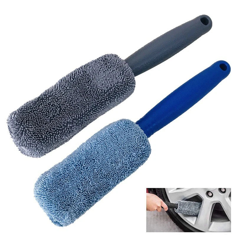 Versatile Auto Washing Kit: Microfiber Car Wheel Brush with Sturdy Plastic Handle Oasis Select