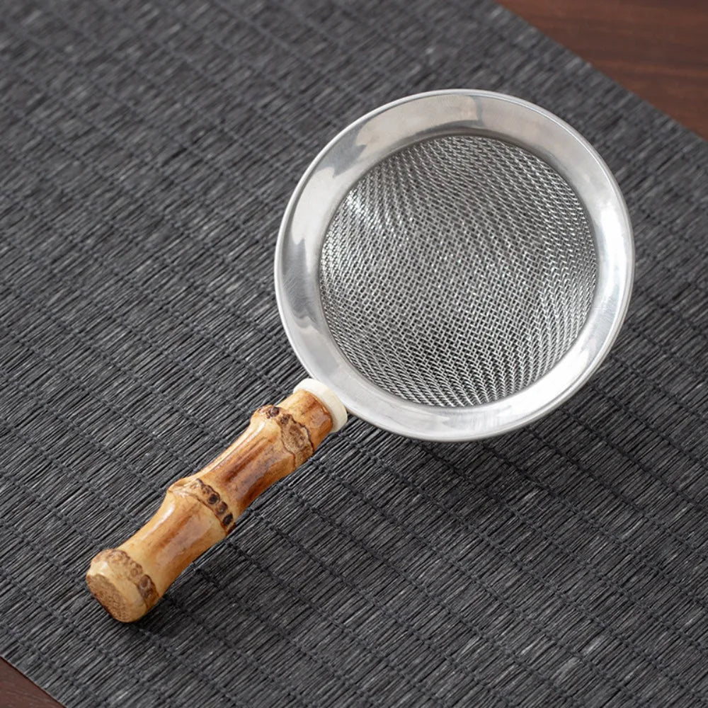 New Stainless Steel Matcha Sifter Very Fine Mesh Easy to Clean Fine Mesh Strainer Bamboo Rust-Proof Cocktail Sieve for Kitchen Oasis Select 01