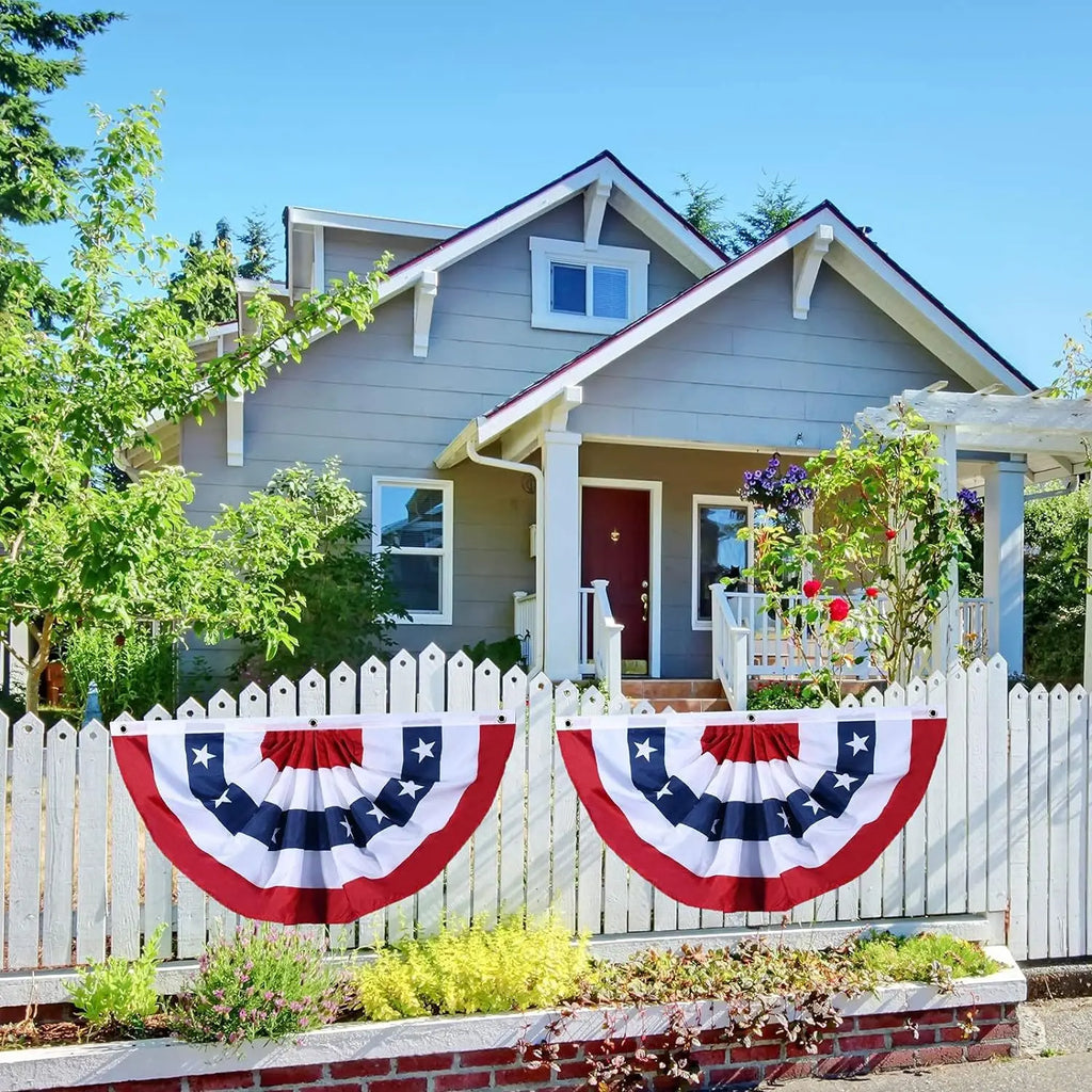 American Independence Day Decorations Draped Half-circle Flags Scalloped Flags Are Arranged in The Outdoor Courtyard Oasis Select