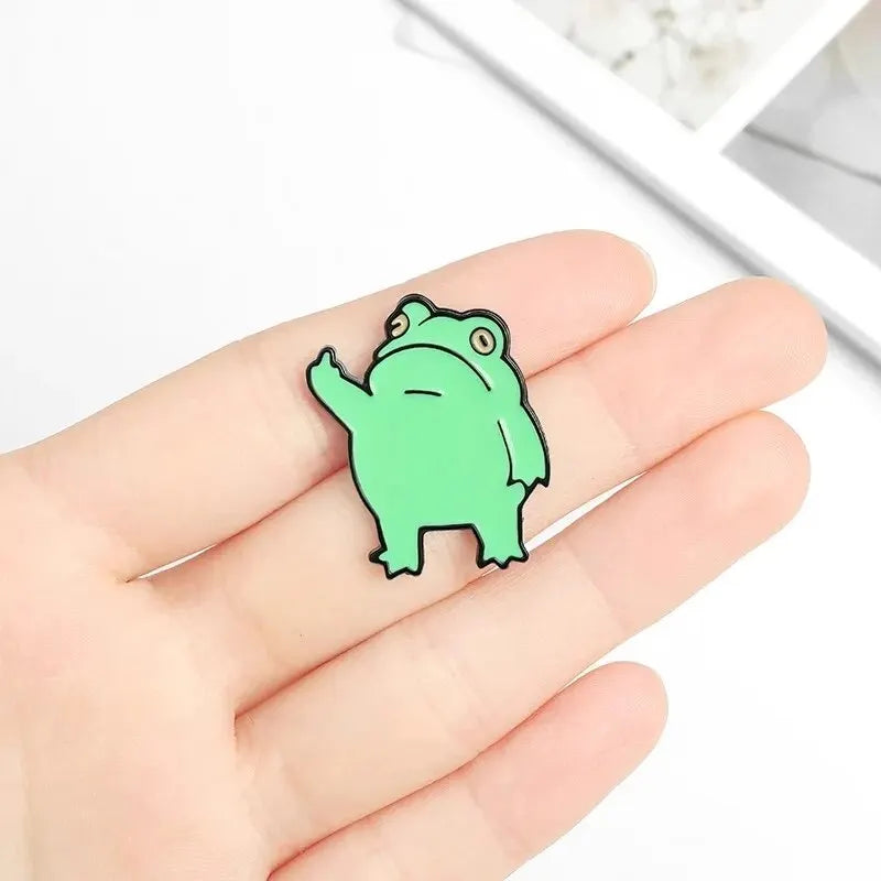 Funny Frog Zinc Alloy Brooch – Cartoon Animal Badge Pin Novelty Brooch Pin Oasis Select