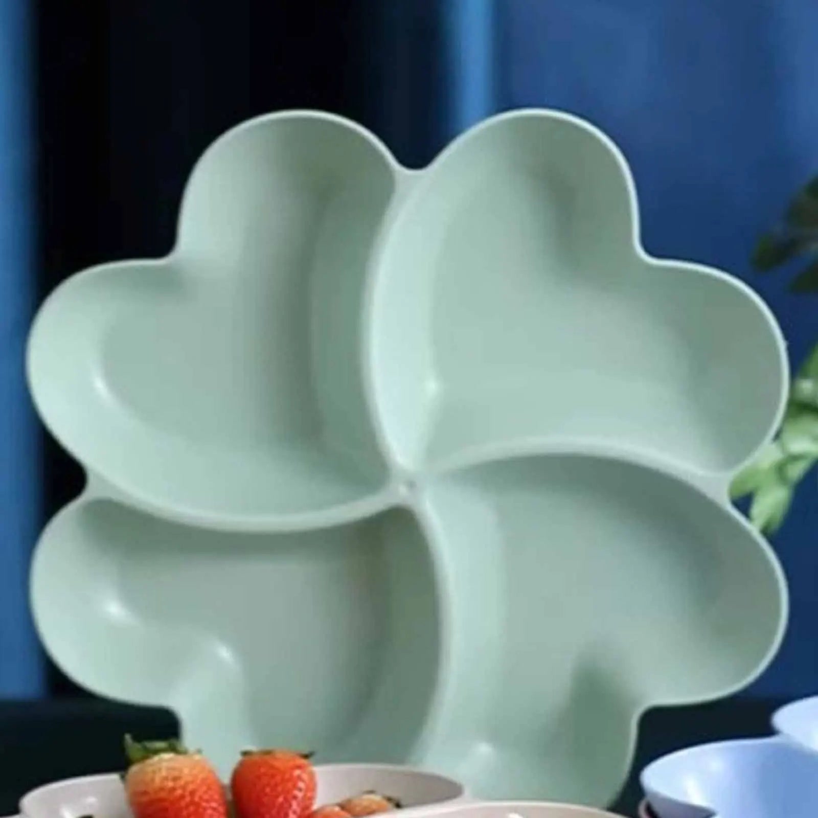 Four-Leaf Clover Snack Plate – Heart Compartment Fruit Tray Serving Snack Tray Oasis Select D