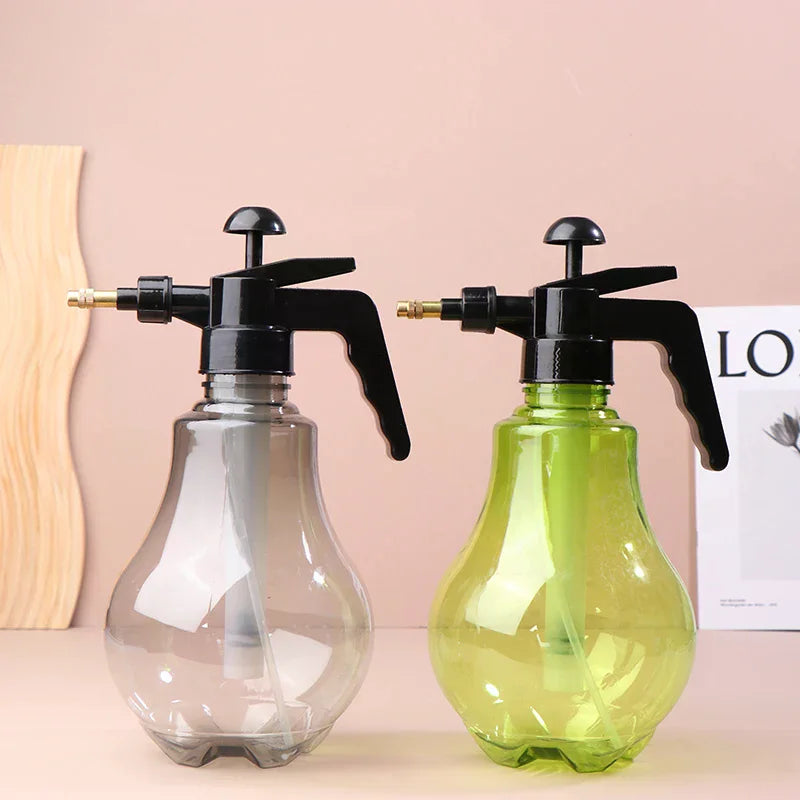 1.5L Manual Hand Pressure Sprayer Efficient Garden Tool with Air Pump for Water Disinfection Oasis Select