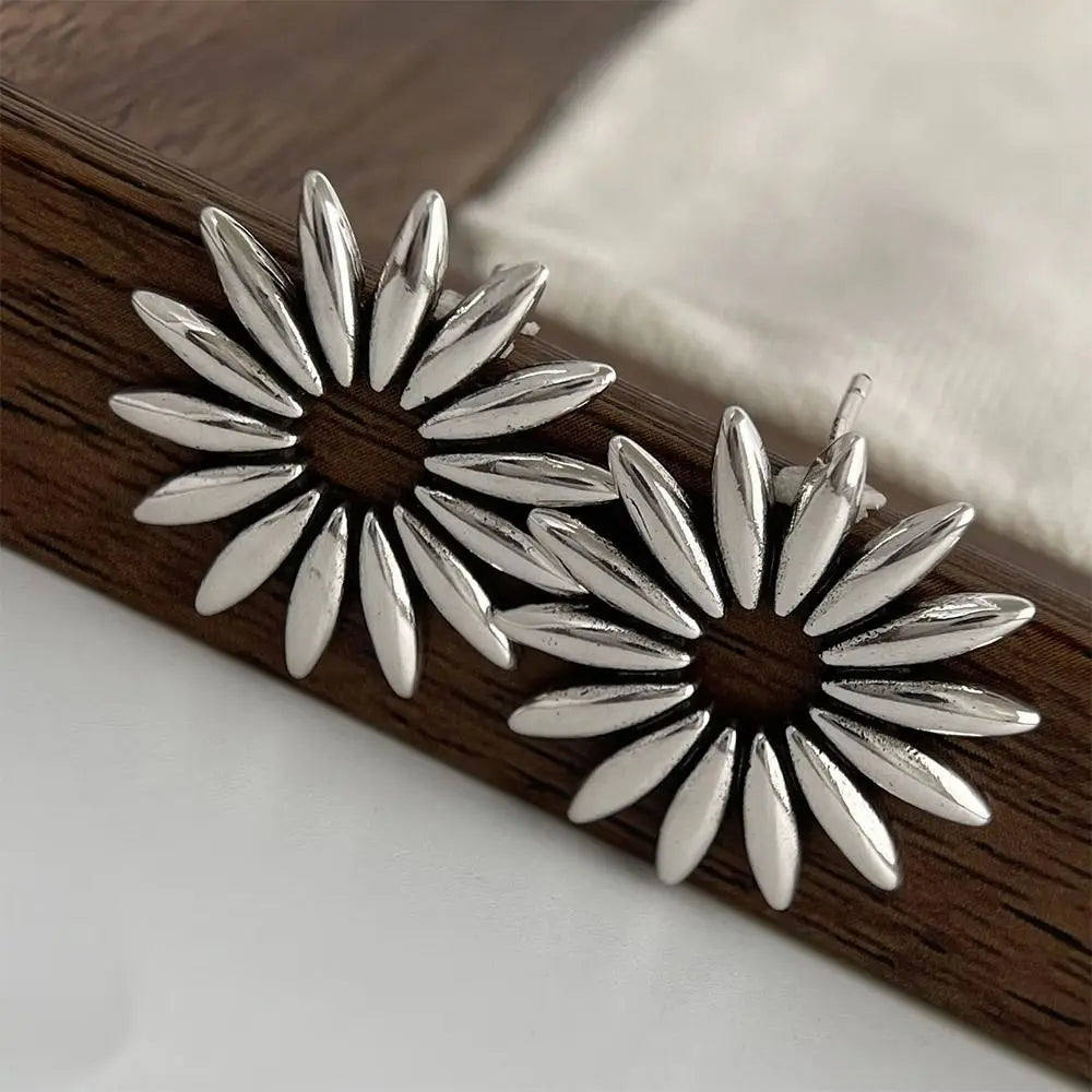 Summer Accessories Exaggerated Sunflower Earring Non-Fading Elegant Statement Jewelry Hypoallergenic Retro Earrings for Women Oasis Select