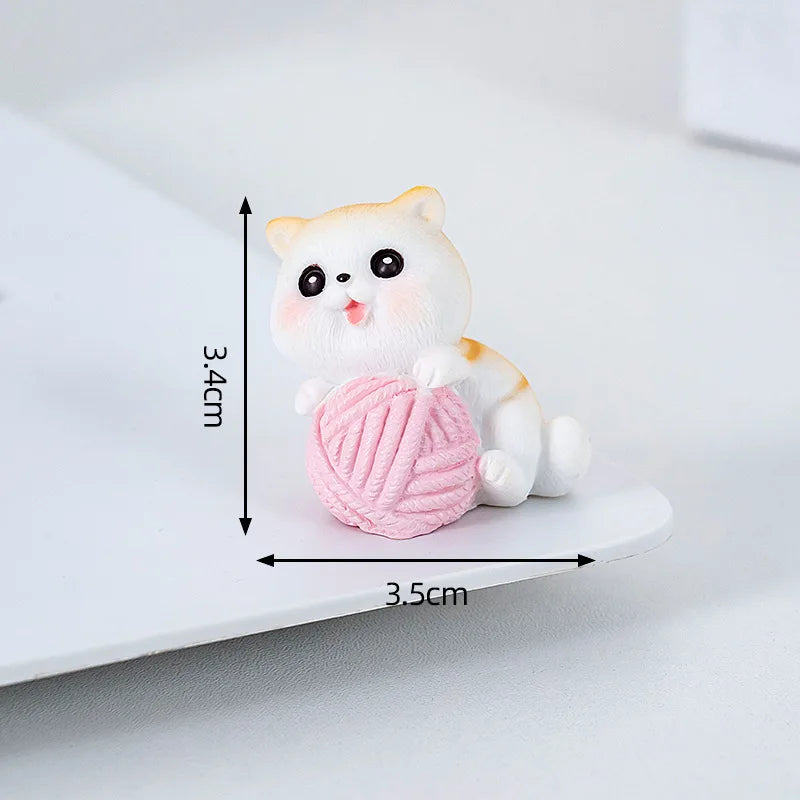 Naughty Resin Small Cat Figurine Mini Cartoon Kitten Ornaments 3D Cat Desktop Decoration Creative Car Mounted Figurines Oasis Select Style D