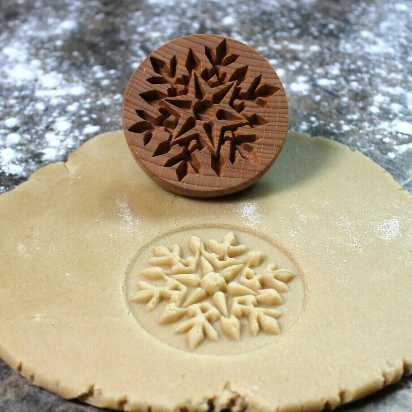 Carving Wood Kitchen Biscuit Mold Carving Cookie Mold Cutter Gingerbread Biscuit Crisp Cake Mold Cookie Stamp Oasis Select Snowflake