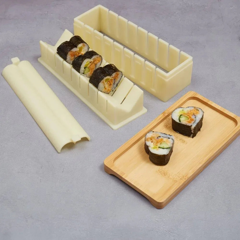 3pcs/set Sushi Maker Equipment Kit Plastic Kimbap Sushi Rolls Mold Round Square Heart-shaped Sushi Making Tools Cake Roll Mold Oasis Select