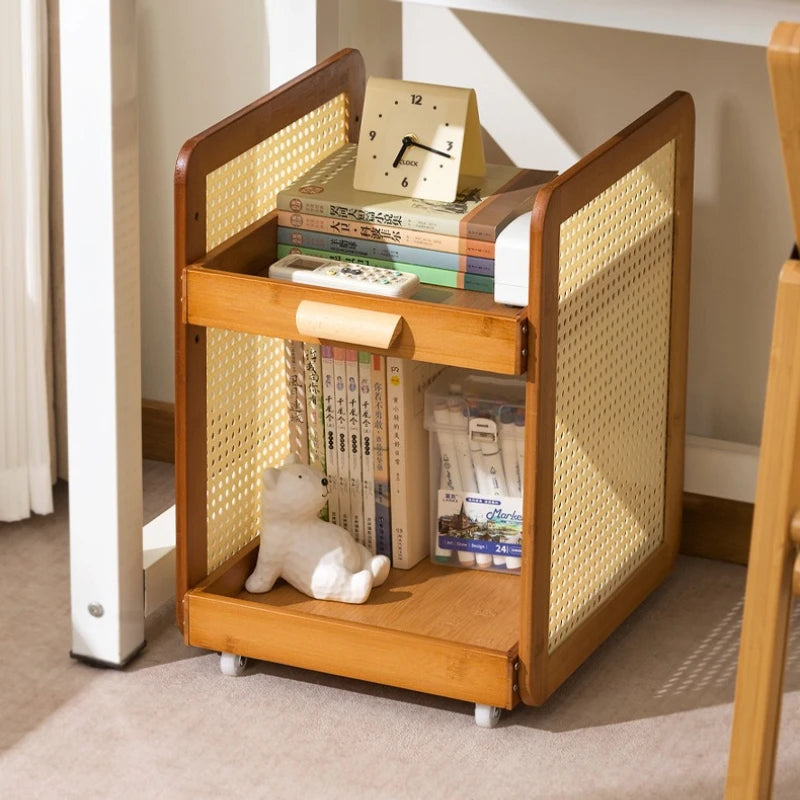Bedside tables are simple, modern shelves, small cabinets, bedside cabinets, storage, rental room, and removable. Oasis Select