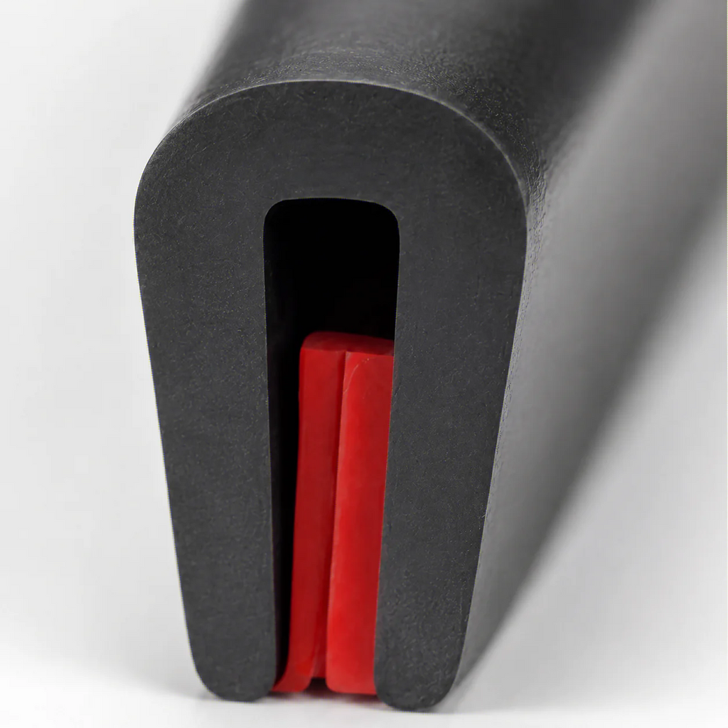 1 Piece 1M Black Self-Adhesive Rubber U-Shaped Edge Strip for Metal Sheets - Durable Sealing Strip Oasis Select