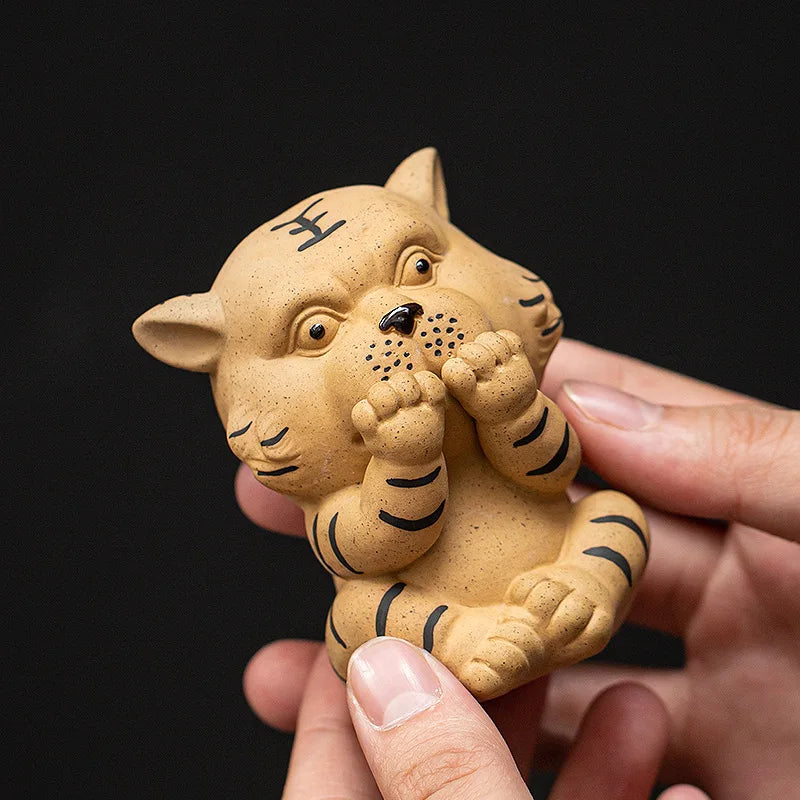 Tiger Tea Pet Creative Money Box Mascot Purple Clay Large and Small Cute Tiger Tea Pet Ornament Tea Table Decoration Oasis Select