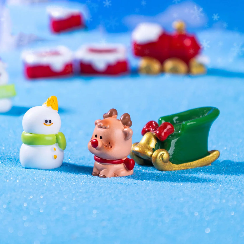 Mini Christmas Resin Ornament – Santa, Snowman & Holiday Décor