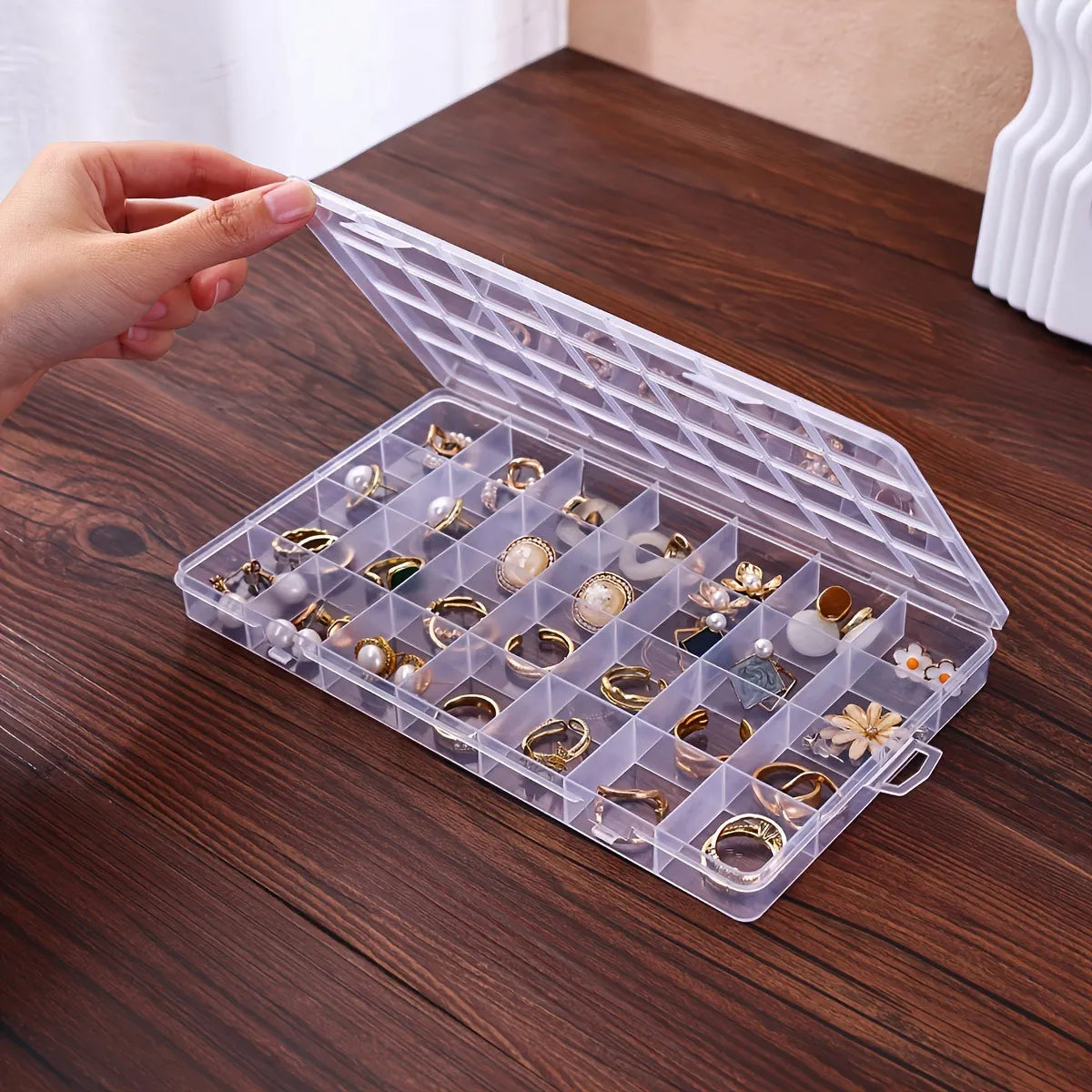 28 compartments plastic storage box with partition jewelry box, used for storing jewelry, earrings, rings, beads Oasis Select