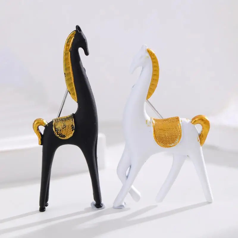 Creative Animal Horse Brooch Fashion Personality Pony Pin Men And Women Accessories Holiday Gift Oasis Select