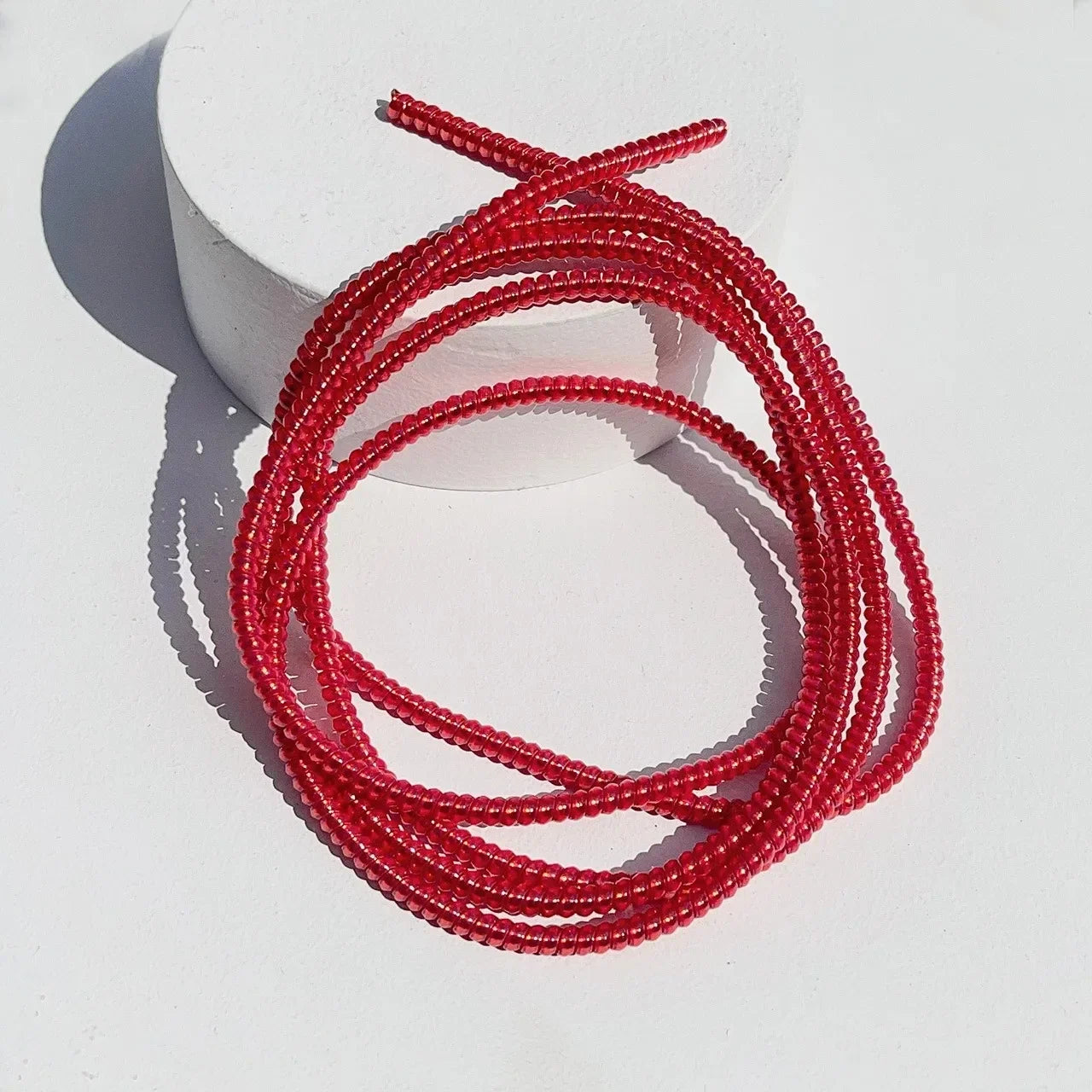 2/1Pcs 1.6M Laser Cable Protectors Spiral Data Cable Organizer Wrap Universal Phone Charger Cord Saver Sleeve Oasis Select red