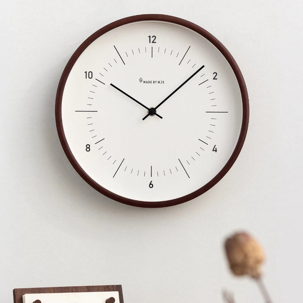 2026 New Solid Wood Wall Clock Modern Simple Silent Quartz Clock Home Living Room Decor Hanging Clock Oasis Select