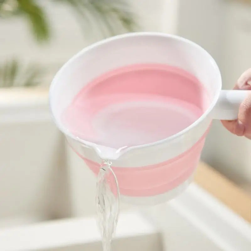 Collapsible Silicone Water Ladle – Non-Slip & Foldable Scoop