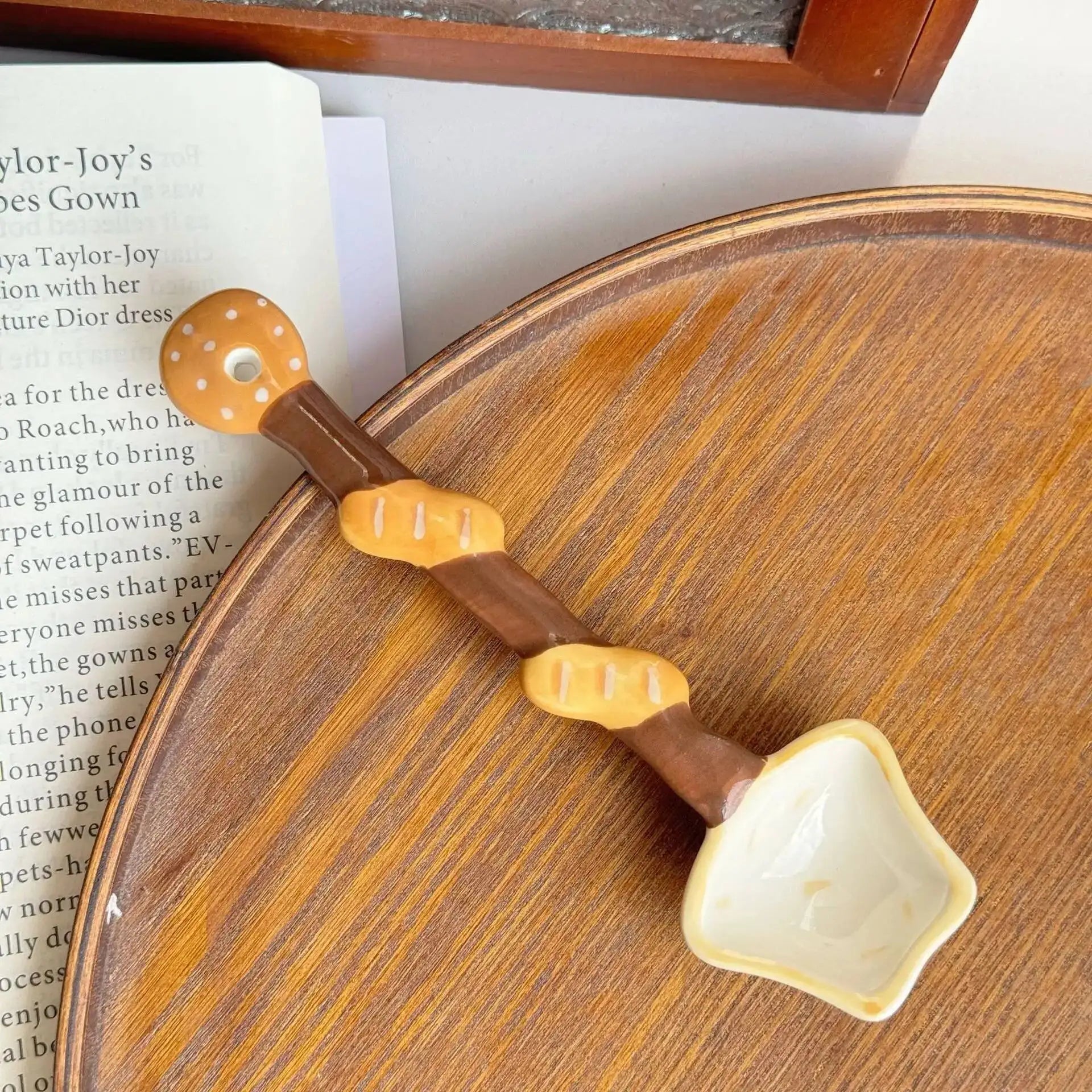 Cute Ceramic Bread-shaped Spoon, Aesthetically Pleasing Dessert Spoon, Adorable Spoon Kitchen Tablewear Oasis Select Bread Spoon