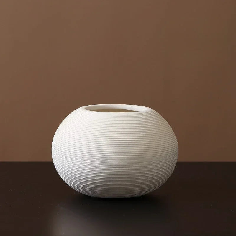 Modern simple white ceramic vase decoration flower arrangement living room TV cabinet home decoration flower device Oasis Select O (D 14cm H 15cm)