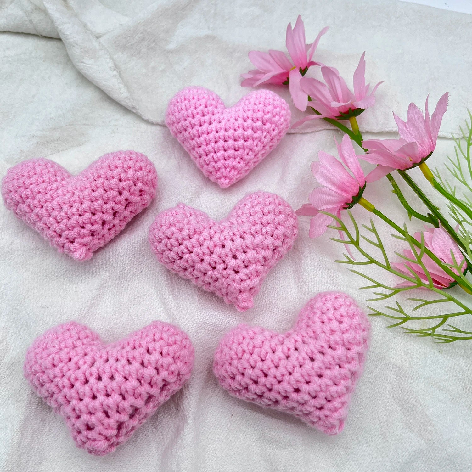 1/2PCS Crochet Heart Hooked Yarn Heart Filled Cotton Peach Knitting Heart Clothing Accessories Red Pink Colored Love Heart Oasis Select