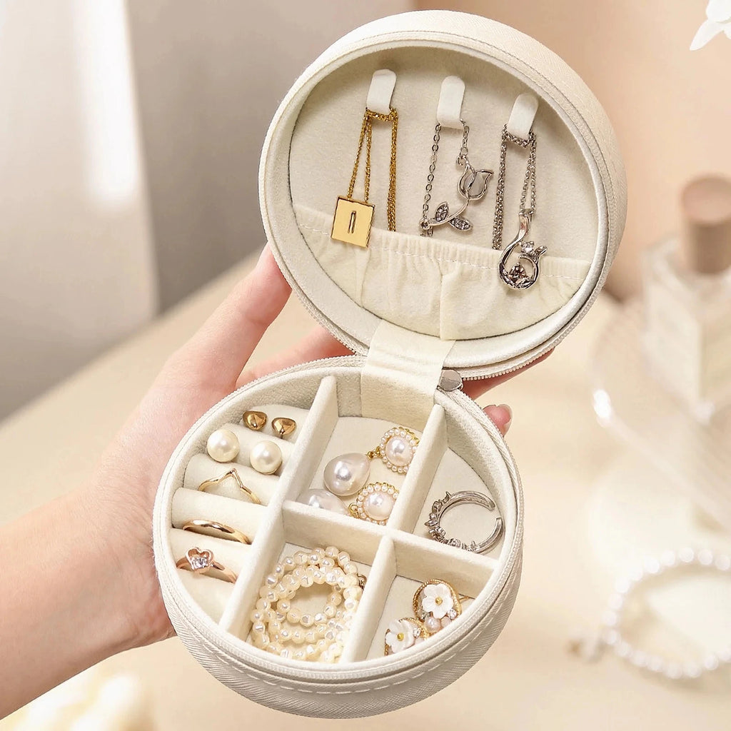 1pc Small Travel Jewellery Organiser Storage Case,Mini PU Leather Travel Jewelry Storage Case for Rings Earrings Necklace Oasis Select Ivory
