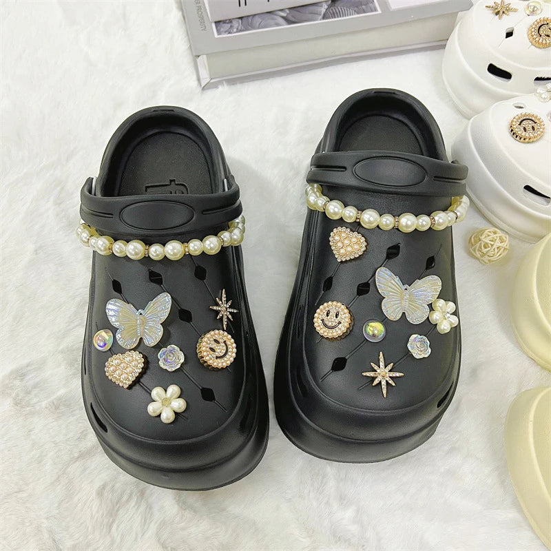 Fashionable shoe accessory set, made of metal, with a shoe chain clasp, removable, suitable for sandals and flip-flops. Oasis Select