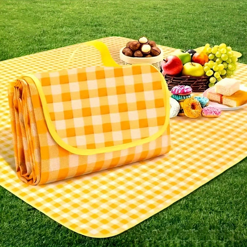 Sand Protection Picnic Blanket Yellow and White Checkered Design with Outdoor Picnic Mat Foldable Durable Non-Woven Fabric Oasis Select