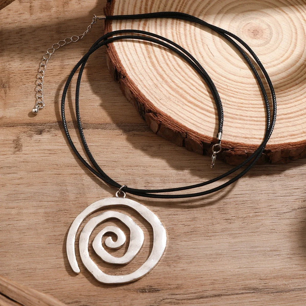 Ethnic Creative Big Spiral Conch Pendant Necklace Women Goth Adjustable Leather Wax Thread Chain Holiday Y2K Jewelry Accessories Oasis Select