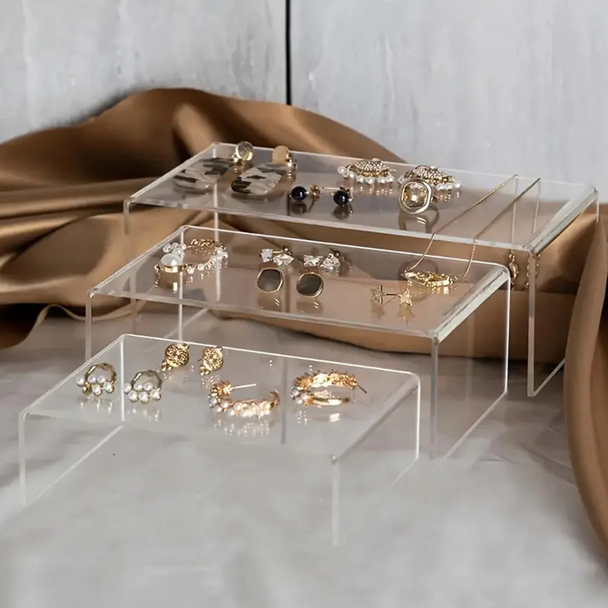5pcs,Acrylic transparent display rack, multi-function storage rack, cosmetics, perfume, dolls, jewelry sorting rack Oasis Select