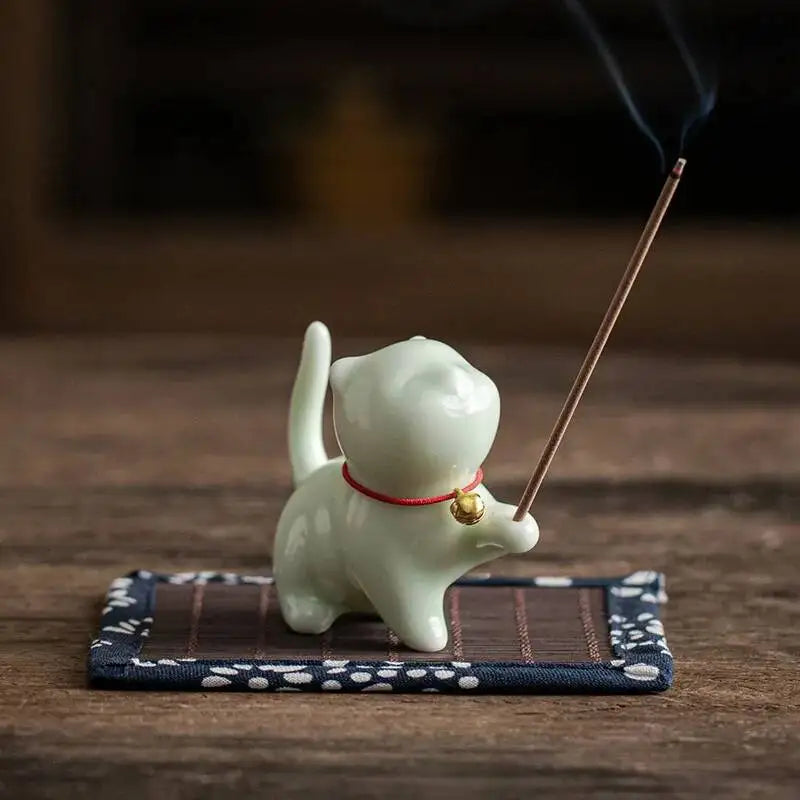 Ceramic Kitten Tea Pet Incense Holder Hand-Painted Zen Desk Decor Stick/Cone Incense Meditation Spiritual Aromatherapy Oasis Select Green