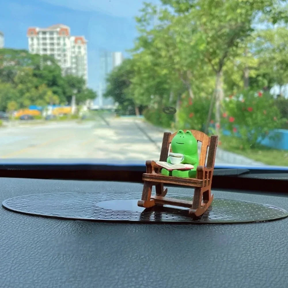Frog Rocker Chair Cute Japanese Healing Small Decoration Office Desktop Decoration Car Center Control Decoration Oasis Select