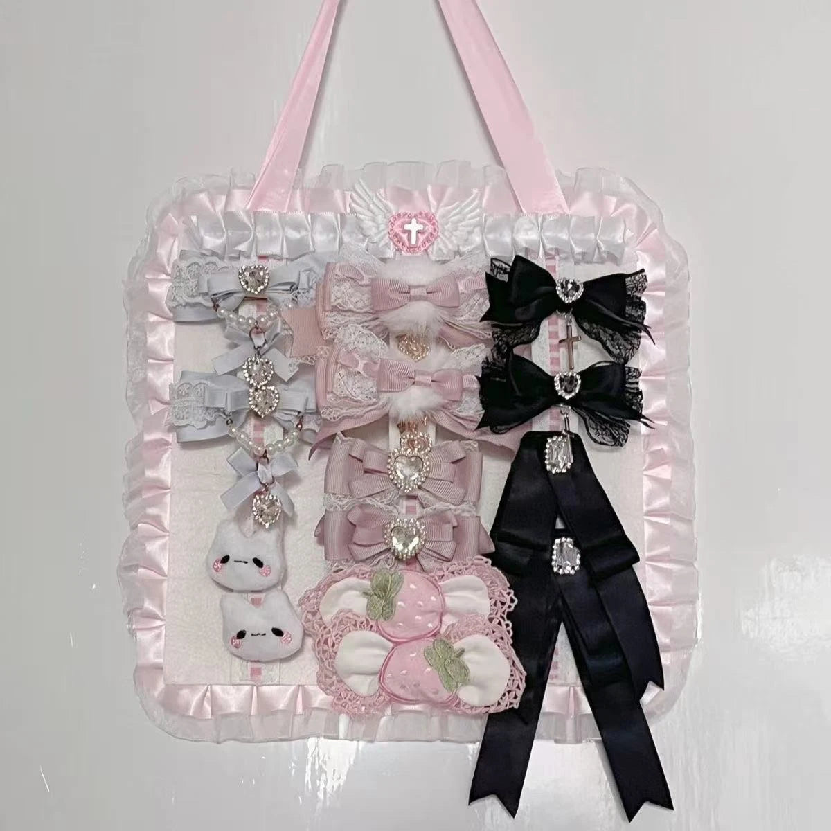 Lovely Felt Wall Hanging Organizer Pouch Decorative Wall Mount Storage Bag for Hair Clips Barrettes All Kinds Bedroom Decor Oasis Select