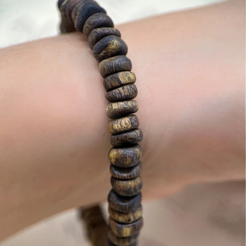 Agarwood Prayer Rosary Bracelet，Arabian Luxury Incense Scent Oudh Wood Prayer Bead Bracelets for Purifying Soul Yoga Meditation Oasis Select