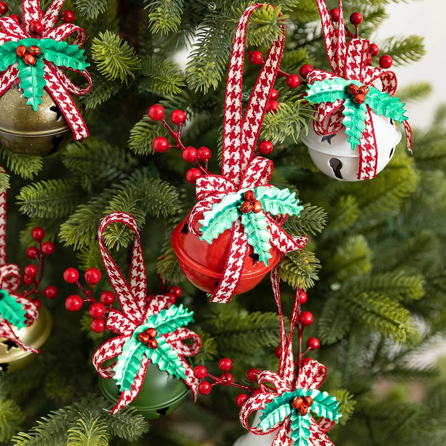 Christmas Bow with Bells – DIY Gift Bow & Tree Decoration