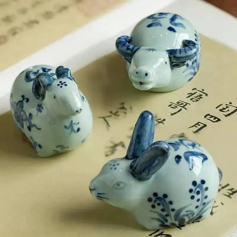 Blue And White Twelve Zodiac Small Decorations Study Calligraphy Water Drops Pot Hand Painted Ceramic Desktop Decorations Oasis Select