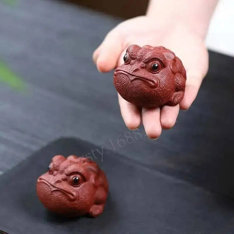 Purple Clay Tea Pet Golden Toad Ornament Wealth-attracting Tea Plaything Dahongpao Cultivable Creative Three-legged Toad Tea Oasis Select