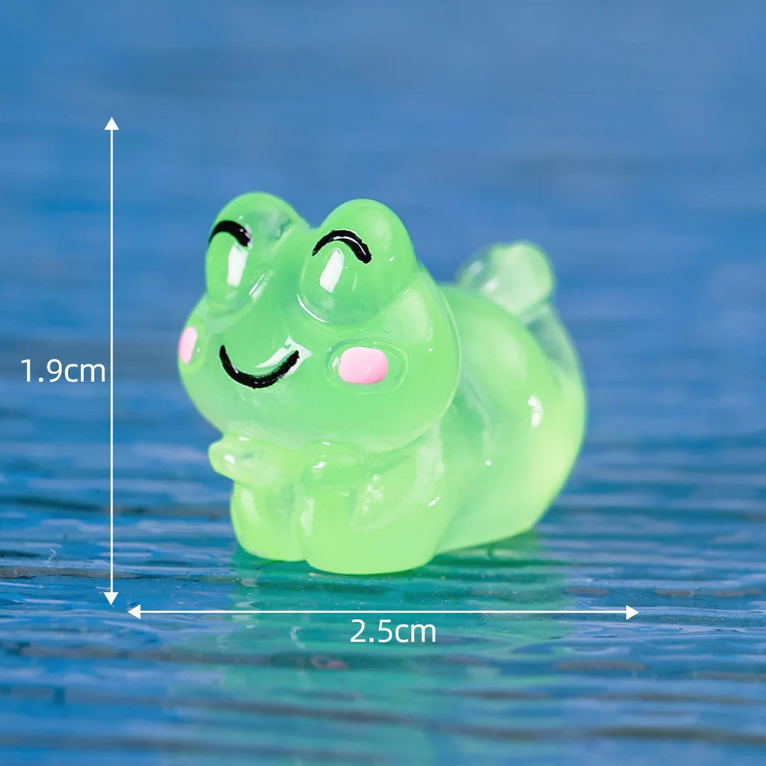 Micro Landscape Creative Cute Glow-in-the-dark Frog Doll Decoration Accessories Resin Crafts Car Desktop Widget Oasis Select No. 6 squint 10PCS