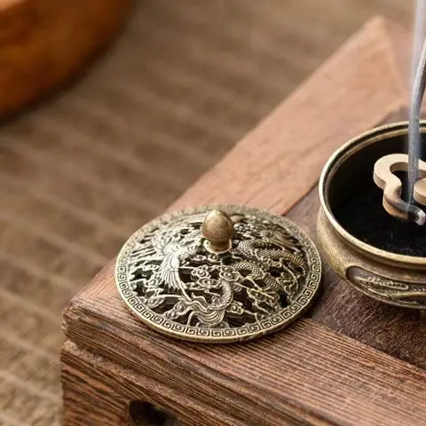 Antique Pocket Dragon Phoenix Incense Burner Hollow Incense Mini Ornaments Chinese Ancient Tea Desk Decor Office Decoration Oasis Select