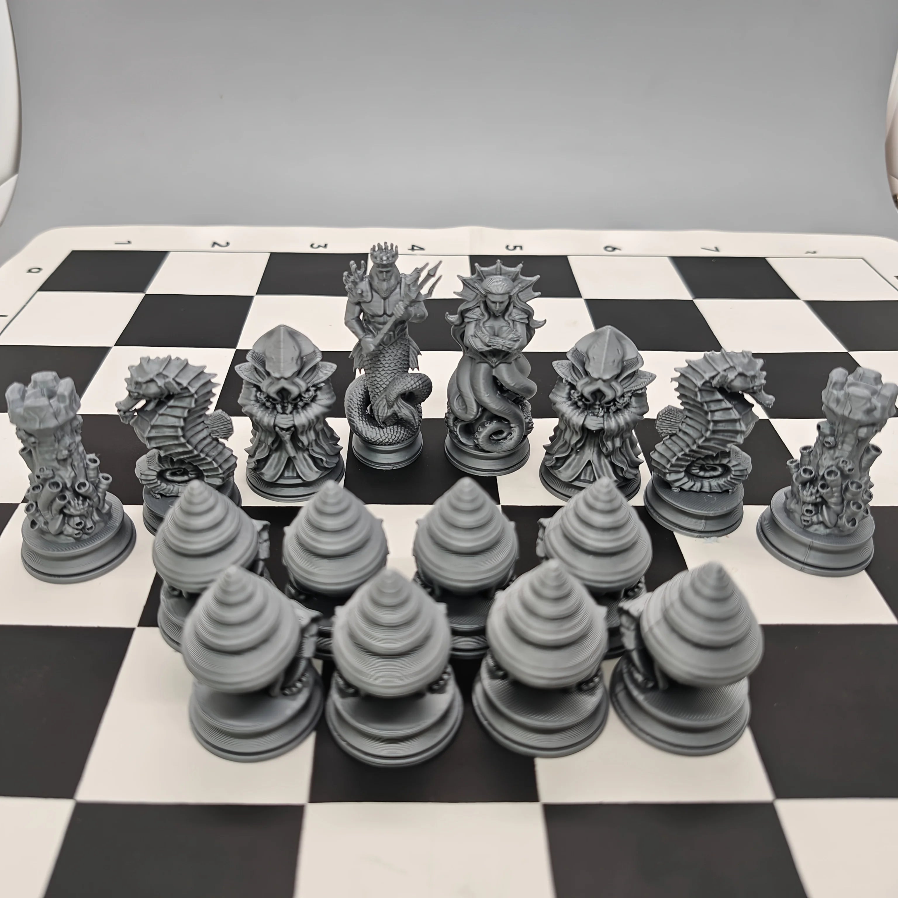 16PCS Ocean Myth Chess Figurines 3D Printed Deep Sea Theme Chess Set Coral Sculpture Tabletop Game Decor Desk Art Ornament Oasis Select Gray